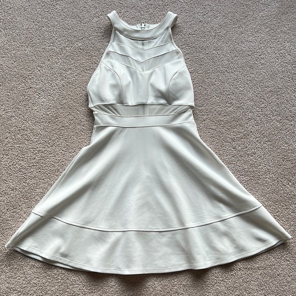 Honey and Rosie White Halter Dress - Picture 2 of 7